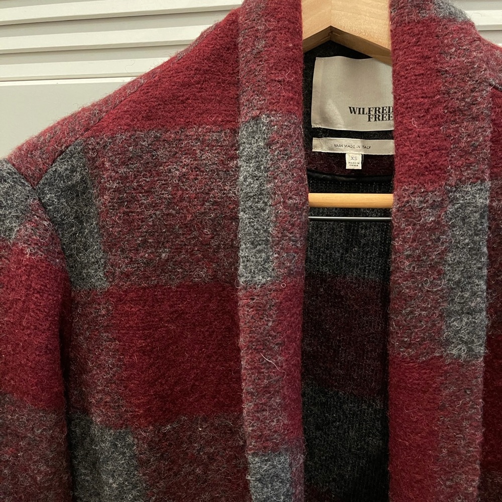 Wilfred free off duty jacket in burgundy/grey